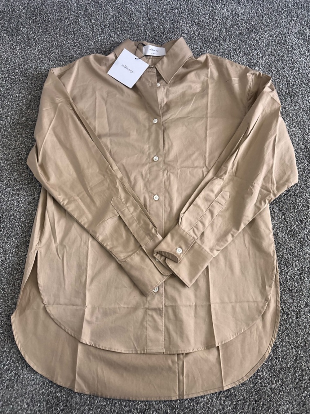 NWT The Everything Shirt Fawn Cokor Long-Sleeve Button-Down Shirt